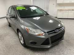 Used 2014  Ford Focus 4d Hatchback SE at Ideal Cars Llc near Mesa&comma; AZ