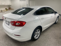 Used 2018  Chevrolet Cruze 4d Sedan LT Auto at Ideal Cars Llc near Mesa&comma; AZ