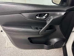 Used 2017  Nissan Rogue 4d SUV FWD S at Ideal Cars Llc near Mesa&comma; AZ