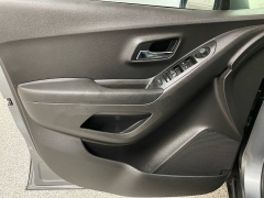 Used 2020  Chevrolet Trax 4d SUV FWD LT at Ideal Cars Llc near Mesa&comma; AZ