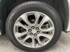 Used 2021  Chevrolet Traverse FWD 4dr Premier at Ideal Cars Llc near Mesa, AZ