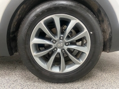 Used 2019  Hyundai Santa Fe XL 4d SUV FWD SE at Ideal Cars Llc near Mesa, AZ