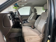 Used 2018  Chevrolet Silverado 1500 4WD Crew Cab LT at Ideal Cars Llc near Mesa&comma; AZ