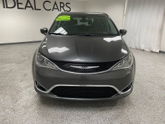 Used 2018 Chrysler Pacifica 4d Wagon Touring Plus at Ideal Cars Llc near Mesa, AZ