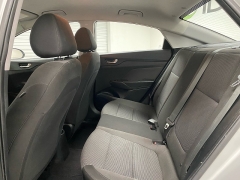 Used 2020  Hyundai Accent 4d Sedan SE Auto at Ideal Cars Llc near Mesa&comma; AZ