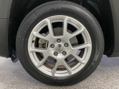 Used 2020  Jeep Renegade 4d SUV FWD Latitude at Ideal Cars Llc near Mesa&comma; AZ