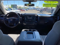 Used 2018  Chevrolet Silverado 1500 2WD Crew Cab Custom at Ideal Cars Llc near Mesa&comma; AZ