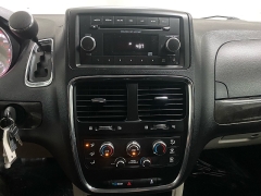 Used 2016  Dodge Grand Caravan 4d Wagon SE at Ideal Cars Llc near Mesa&comma; AZ