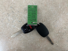 Used 2013  Honda Civic Hybrid 4d Sedan at Ideal Cars Llc near Mesa&comma; AZ