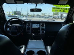 Used 2017  Ford Expedition 4d SUV 4WD XLT at Ideal Cars Llc near Mesa&comma; AZ