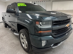 Used 2018  Chevrolet Silverado 1500 4WD Crew Cab LT Z71 at Ideal Cars Llc near Mesa&comma; AZ