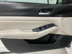 Used 2021  Nissan Altima 2&period;5 SR Sedan at Ideal Cars Llc near Mesa&comma; AZ