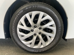 Used 2017  Toyota Corolla 4d Sedan LE at Ideal Cars Llc near Mesa&comma; AZ