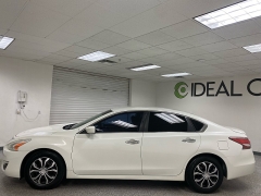 Used 2015  Nissan Altima 4d Sedan S 2.5L at Ideal Cars Llc near Mesa, AZ