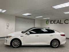 Used 2016  Kia Optima 4d Sedan SXL Turbo at Ideal Cars Llc near Mesa, AZ