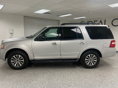 Used 2017 Ford Expedition 4d SUV 4WD XLT at Ideal Cars Llc near Mesa, AZ