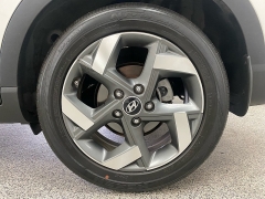 Used 2023  Hyundai Venue Limited IVT at Ideal Cars Llc near Mesa&comma; AZ