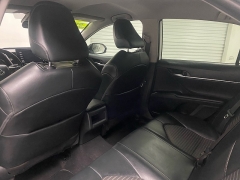 Used 2021  Toyota Camry SE Auto at Ideal Cars Llc near Mesa, AZ