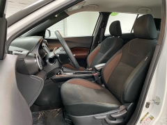 Used 2024  Nissan Kicks SR FWD at Ideal Cars Llc near Mesa&comma; AZ