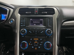 Used 2017  Ford Fusion Hybrid 4d Sedan SE at Ideal Cars Llc near Mesa&comma; AZ