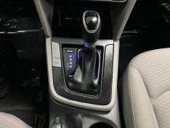 Used 2019  Hyundai Elantra 4d Sedan SE Auto at Ideal Cars Llc near Mesa&comma; AZ