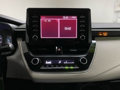 Used 2020  Toyota Corolla 4d Sedan L at Ideal Cars Llc near Mesa&comma; AZ