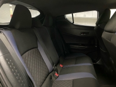 Used 2020  Toyota C-HR 4d SUV LE at Ideal Cars Llc near Mesa&comma; AZ