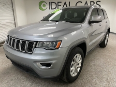  2021 Jeep Grand Cherokee Laredo E 4x2 at Ideal Cars Llc near Mesa&comma; AZ