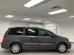 Used 2015  Chrysler Town & Country 4d Wagon Touring at Ideal Cars Llc near Mesa, AZ