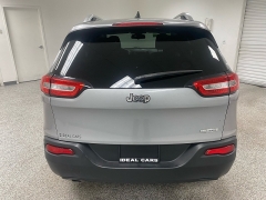 Used 2014  Jeep Cherokee 4d SUV FWD Latitude at Ideal Cars Llc near Mesa&comma; AZ