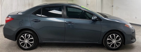 Used 2018  Toyota Corolla 4d Sedan LE at Ideal Cars Llc near Mesa&comma; AZ