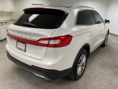 Used 2016  Lincoln MKX 4d SUV FWD Select at Ideal Cars Llc near Mesa&comma; AZ
