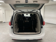 Used 2020 Chrysler Pacifica 4d Wagon Touring at Ideal Cars Llc near Mesa, AZ