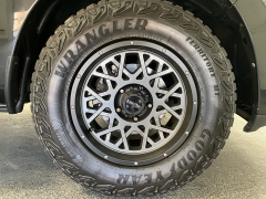 Used 2017  Ram 1500 2WD Crew Cab Night at Ideal Cars Llc near Mesa&comma; AZ