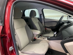 Used 2014 Ford Focus 4d Hatchback SE at Ideal Cars Llc near Mesa, AZ