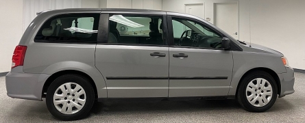 Used 2016  Dodge Grand Caravan 4d Wagon AVP at Ideal Cars Llc near Mesa, AZ