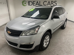  2017 Chevrolet Traverse 4d SUV FWD LS at Ideal Cars Llc near Mesa&comma; AZ