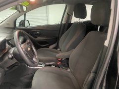 Used 2022 Chevrolet Trax FWD 4dr LS at Ideal Cars Llc near Mesa, AZ