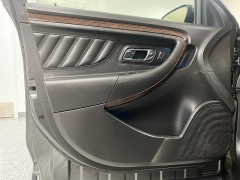 Used 2017 Ford Taurus 4d Sedan FWD Limited V6 at Ideal Cars Llc near Mesa, AZ