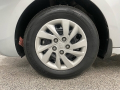 Used 2020  Hyundai Elantra 4d Sedan SE at Ideal Cars Llc near Mesa, AZ