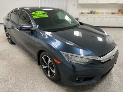 Used 2017  Honda Civic Sedan 4d Touring at Ideal Cars Llc near Mesa&comma; AZ