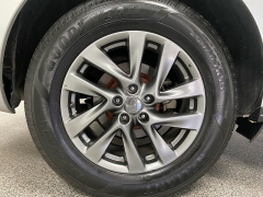Used 2014  INFINITI QX60 4d SUV FWD at Ideal Cars Llc near Mesa&comma; AZ
