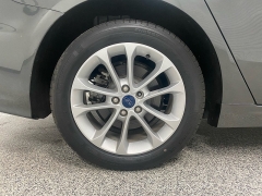 Used 2020  Ford Fusion Hybrid 4d Sedan FWD SE at Ideal Cars Llc near Mesa&comma; AZ