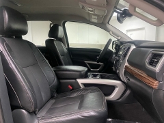 Used 2017  Nissan Titan 4WD Crew Cab SL at Ideal Cars Llc near Mesa&comma; AZ