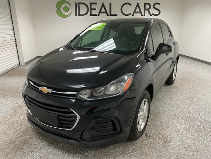2021 Chevrolet Trax LS's photo