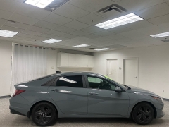 Used 2022  Hyundai Elantra SEL IVT at Ideal Cars Llc near Mesa&comma; AZ