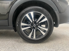 Used 2018  Nissan Kicks 4d SUV FWD SV at Ideal Cars Llc near Mesa&comma; AZ