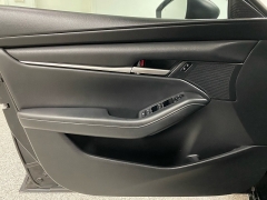 Used 2021  Mazda Mazda3 Hatchback 2&period;5 S Auto FWD at Ideal Cars Llc near Mesa&comma; AZ