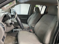 Used 2015 Nissan Frontier 2WD Crew Cab SV Auto at Ideal Cars Llc near Mesa, AZ
