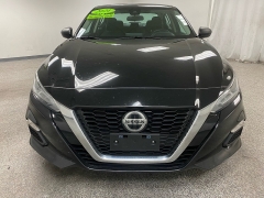 Used 2021  Nissan Altima 2&period;5 SV Sedan at Ideal Cars Llc near Mesa&comma; AZ